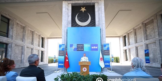 MSB: Ay Y�ld�z M��terek Karargah� d�nyan�n �rnek askeri karargahlar�ndan biri olacak