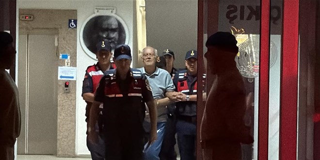 Ku�adas�'ndaki kooperatif operasyonuna 3 tutuklama