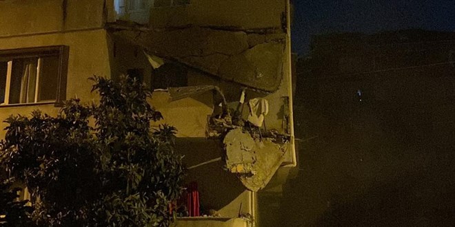 �stanbul'da 5 katl� binan�n balkonunda ��kme - Son Dakika Haber