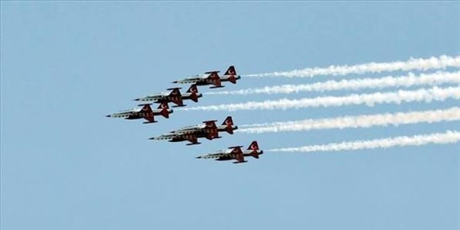 T�rk Y�ld�zlar� NATO Zirvesi kapsam�nda Ankara'da g�steri u�u�u yapacak - Son Dakika Haber