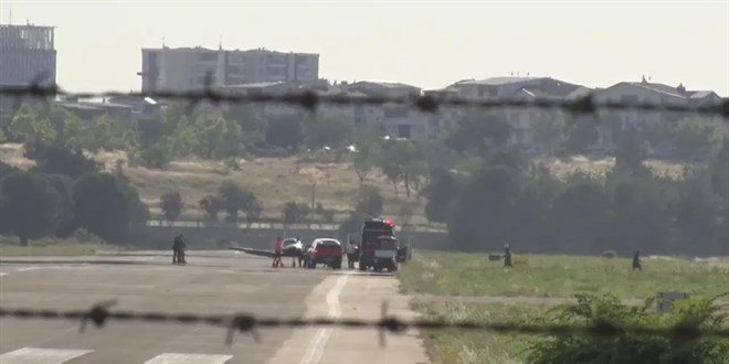 Yunuseli Havaalan�'nda gergin anlar! - Son Dakika Haber