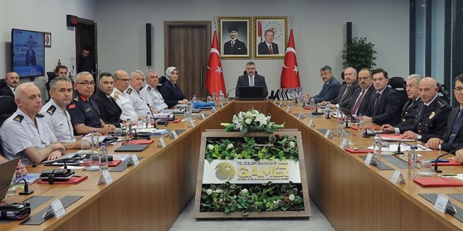 ��i�leri Bakan� �ift�i: NATO Zirvesi i�in t�m birimler teyakkuzda - Son Dakika Haber