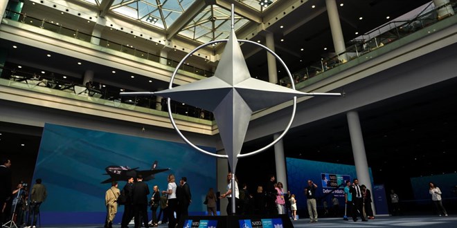 NATO Ankara Zirvesi Savunma Sanayii Forumu'yla ba�lad�