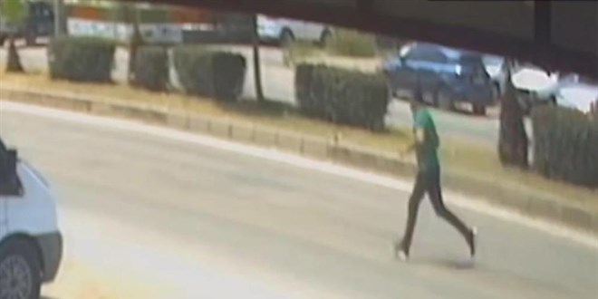 Kozan Adliyesi �n�nde silahl� kavga: 2 yaral� - Son Dakika Haber