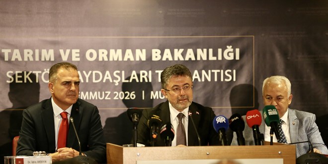 Bakan Yumakl�: Tar�msal has�lada 80 milyar dolar baraj� a��lacak