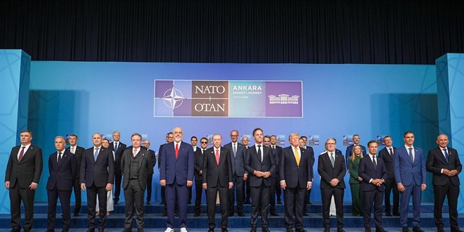 NATO liderleri Ankara'da aile foto�raf�nda bulu�tu