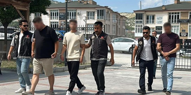 Eski ��retmen uyu�turucu ticaretinden tutukland�