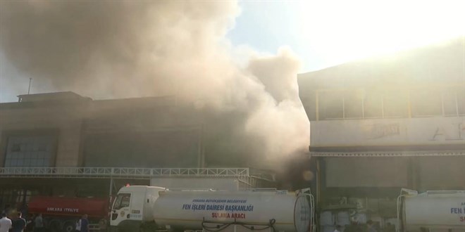 Gimat Toptanc�lar Sitesi'nde i� yerinde yang�n ��kt� - Son Dakika Haber