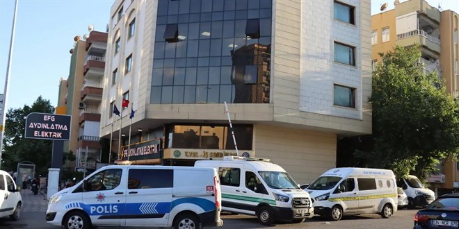 �anl�urfa'da bir doktor, sendika misafirhanesinde �l� bulundu