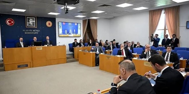 En d���k emekli ayl���na zam d�zenlemesi Komisyon'da - Son Dakika Haber