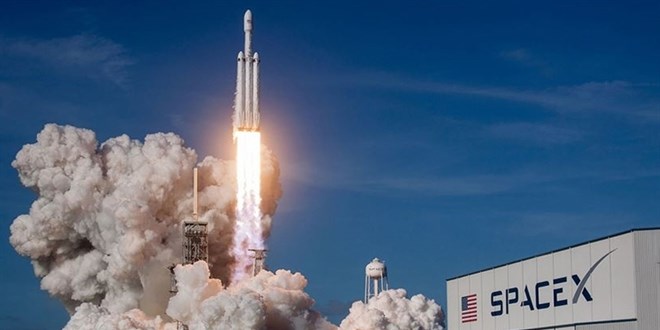 SpaceX'te b�y�k kay�p! 850 milyar dolarl�k de�er eridi