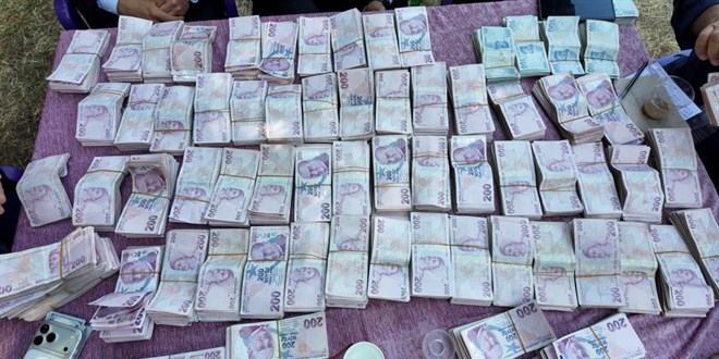 �ki gece iki g�n s�ren d���n! 6 milyon lira tak� tak�ld� - Son Dakika Haber