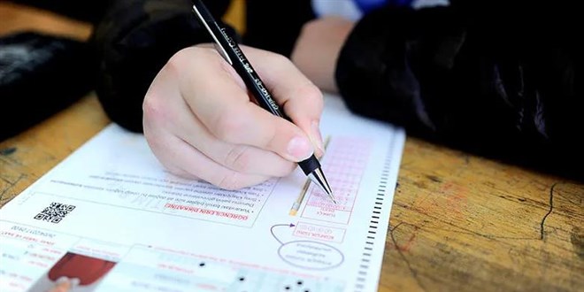A��k ��retim Lisesi s�nav� bug�nk� oturumlar� sona erdi - Son Dakika Haber