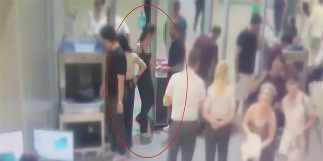 �niversite ��rencisi �arj�rle AVM'ye girmeye �al��t�: 606 mermi bulundu - Son Dakika Haber