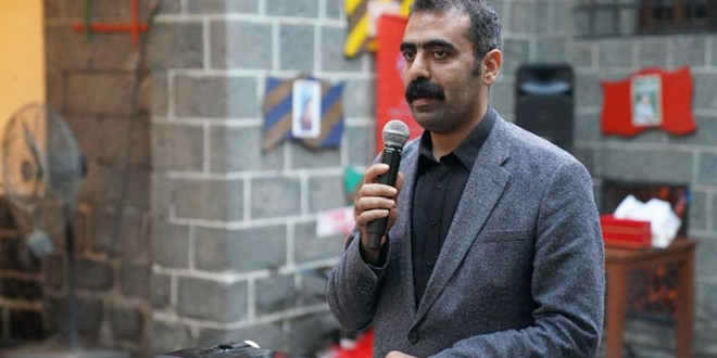 Diyarbak�r B�y�k�ehir Belediye Ba�kan� istifa etti - Son Dakika Haber