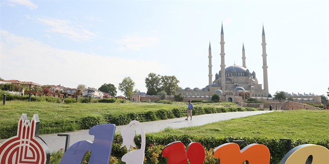 Selimiye Camii'ne ziyaret�i ak�n�: 5 ayda 2 milyon ki�i - Son Dakika Haber