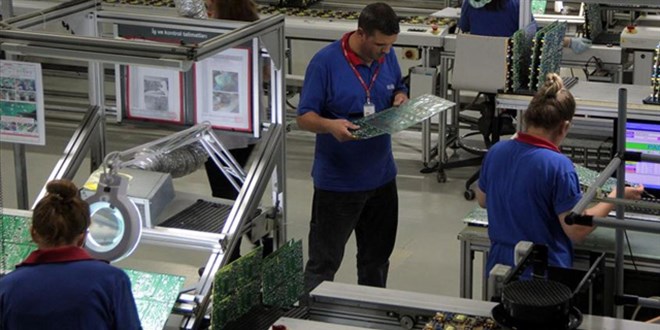Elektrik ve elektronik ihracat� 6 ayda rekor k�rd�
