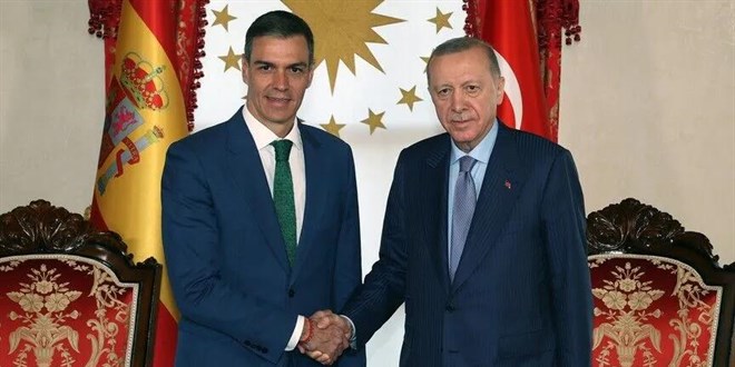 Erdo�an, �spanya Ba�bakan� Sanchez ile telefonda g�r��t�
