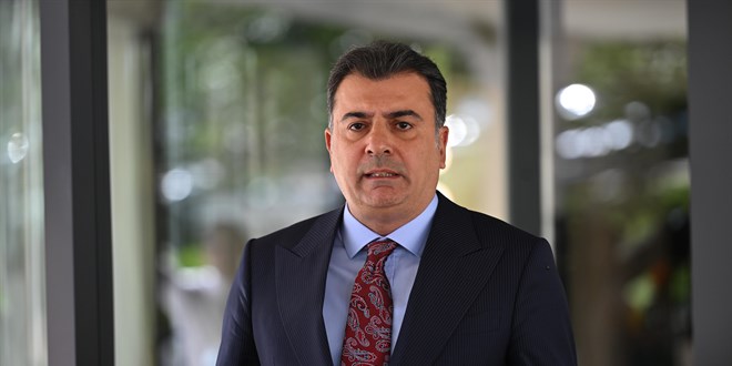Zeynel Emre a��klad�: Yeni partinin ismi, logosu ve binas� haz�r