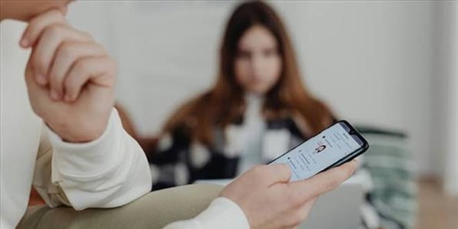 RT�K ara�t�rd�: Z Ku�a�� ekran ba��nda ne kadar vakit ge�iriyor?