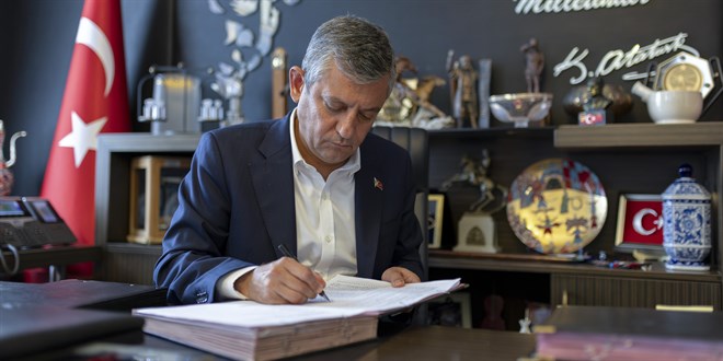 Yeni Parti kuruldu: �zel ve 91 milletvekili CHP'den istifa etti - Son Dakika Haber