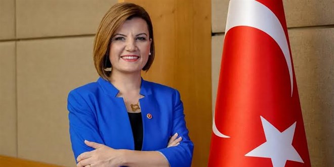 �zmit Belediye Ba�kan� Fatma Kaplan H�rriyet g�revden uzakla�t�r�ld� - Son Dakika Haber