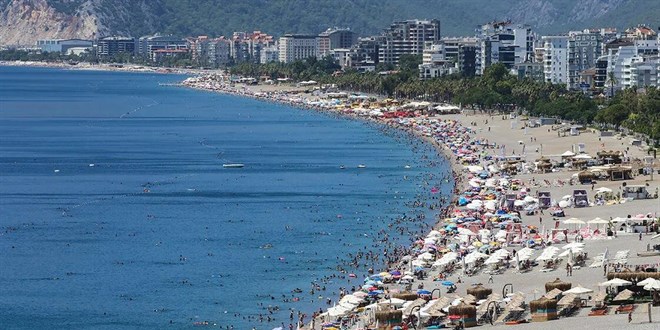Yarg�tay'dan emsal karar: Hi�bir i�letme denize giri�i engelleyemez