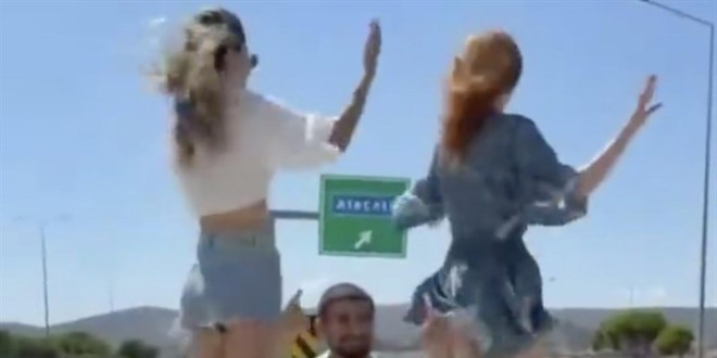 Trafikteki bu ��mar�k g�r�nt�lere soru�turma ba�lat�ld� - Son Dakika Haber