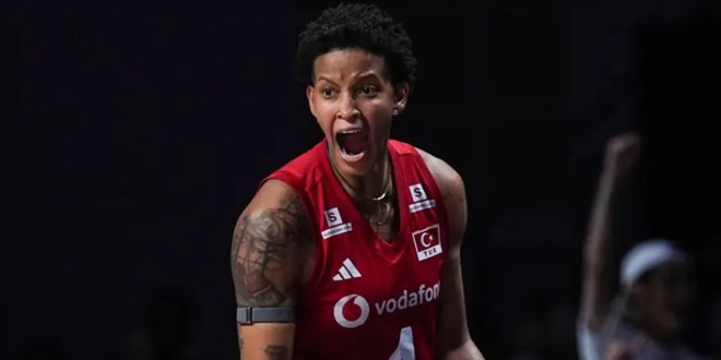 Melissa Vargas �ov yapt�, finalin MVP'si oldu