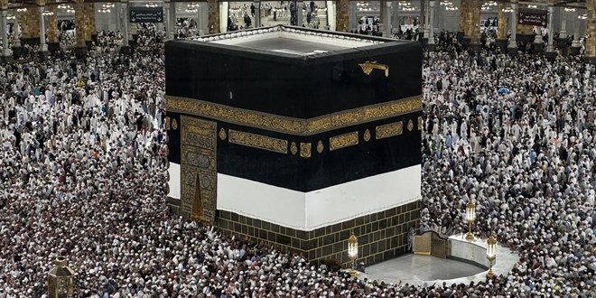 Diyanet'ten hac� adaylar�na 'pasaport' uyar�s�