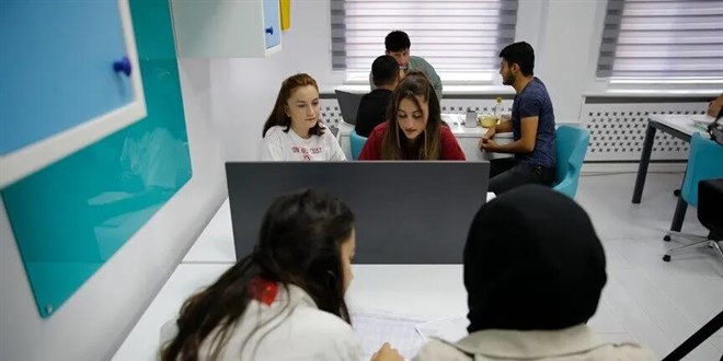 MEB'den YKS adaylar�na tercih deste�i: 11 binden fazla birim olu�turuldu