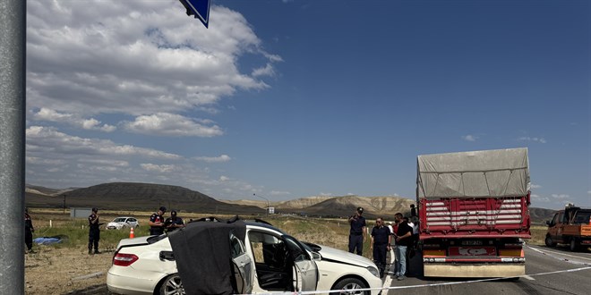 �ank�r�'da t�r ile otomobilin �arp��t��� kazada 3 ki�i �ld� - Son Dakika Haber