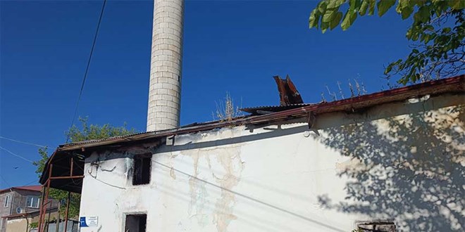 Tunceli'de yanan cami bir bu�uk y�ld�r yap�lmad�