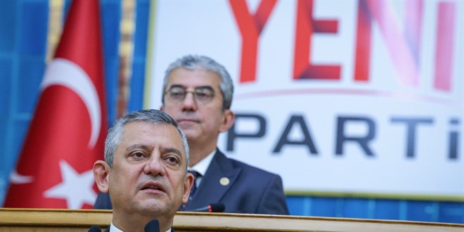 'CHP'den 200 belediye ba�kan� istifa etti'