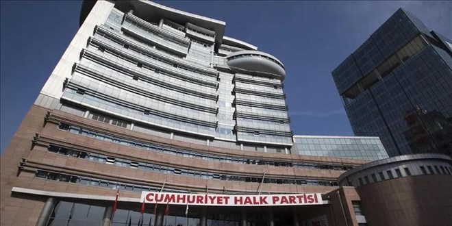 CHP'de toplu istifa dalgas�: 5 ilde te�kilatlar ve belediyeler istifa etti