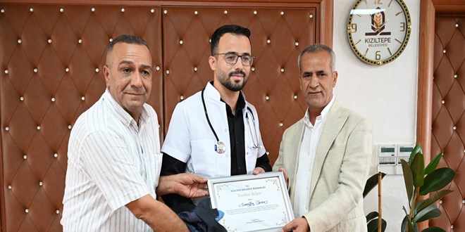 Zab�tayd�, t�p fak�ltesinden mezun olup �emdinli'ye doktor olarak atand� - Son Dakika Haber