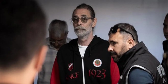Erdal Be�ik�io�lu, Behzat �. �ekimleriyle ilgili iddialar�  yan�tlad� - Son Dakika Haber