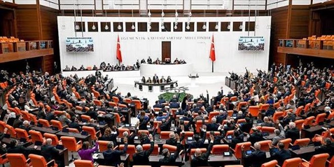 Yeni d�zenleme: �ocuk h�k�ml�lerin infaz� kapal� cezaevinde ba�layacak