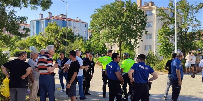 Bankta oturma tart��mas� kanl� bitti: Emekli polis tutukland� - Son Dakika Haber