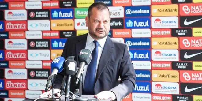 Ertu�rul Do�an'dan Salah a��klamas�: Camiam�za hay�rl� olsun - Son Dakika Haber