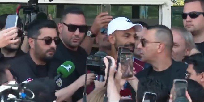 Muhammed Salah, Trabzonspor'a imza atmak i�in �stanbul'da - Son Dakika Haber