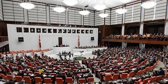 Dokunulmazl�k dosyalar� Meclis'te: �zg�r �zel 61 fezlekeyle zirvede - Son Dakika Haber