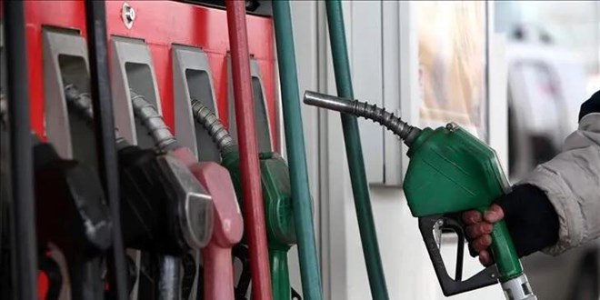 Benzine b�y�k indirim geliyor ancak pompaya s�n�rl� yans�yacak