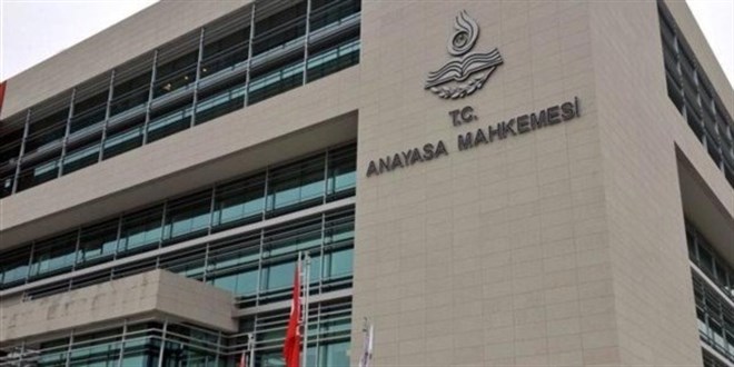 AYM'den kolluk personeline uygulanan kademe durdurma cezas� i�in kritik karar - Son Dakika Haber