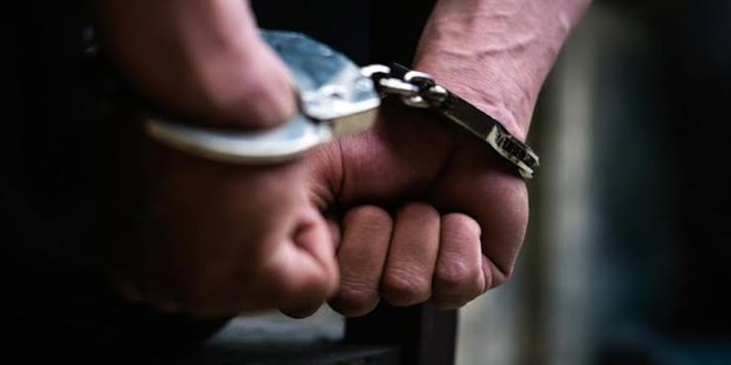 Ankara'da uyu�turucu ve fuhu� operasyonu: 14 ��pheli hakk�nda g�zalt� karar�