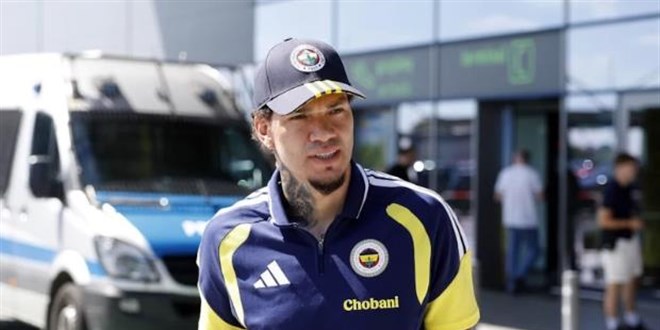 Fenerbah�e'nin kalecisi Ederson'dan ayr�l�k iddialar�na T�rk�e yan�t - Son Dakika Haber
