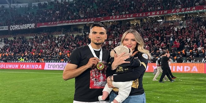 �orum FK'l� futbolcu Atakan Akkaynak trafik kazas�nda yaraland� - Son Dakika Haber