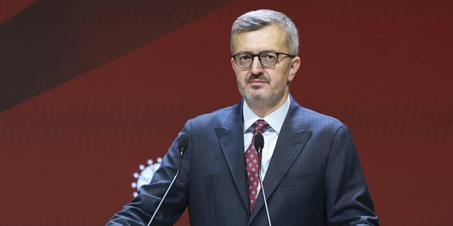 �leti�im Ba�kan� Duran: Dijital platformlardaki yan�lt�c� bilgileri yak�ndan takip ediyoruz - Son Dakika Haber