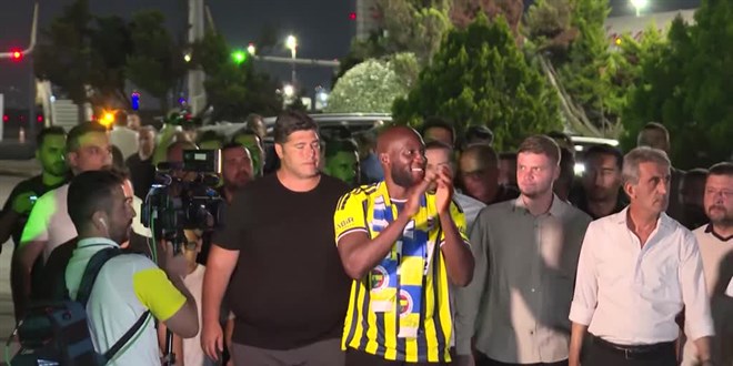 Fenerbah�e'nin yeni transferi Lukaku, �stanbul'da - Son Dakika Haber