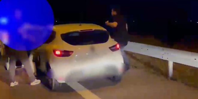 �stanbul'dan Sakarya'ya uyu�turucu sevkiyat� gi�elerde engellendi - Son Dakika Haber